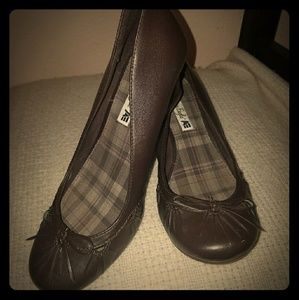 Brown American Eagle wedges